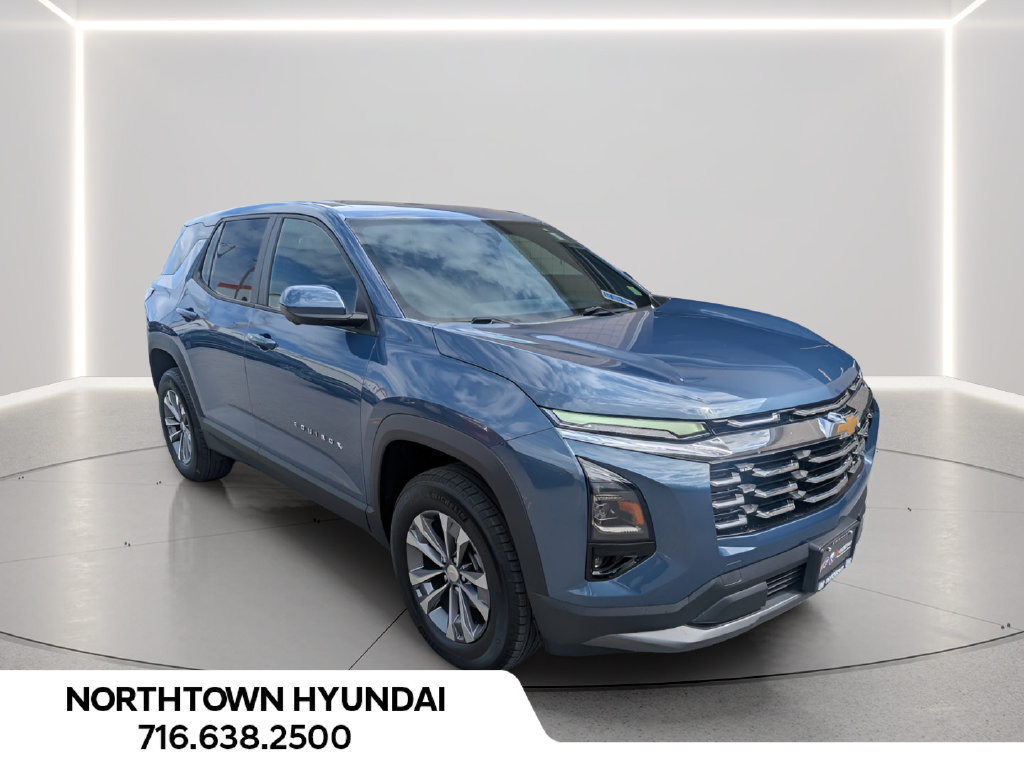 Used 2025 Chevrolet Equinox LT w/ Safety and Technology Package AWD/4WD image 11