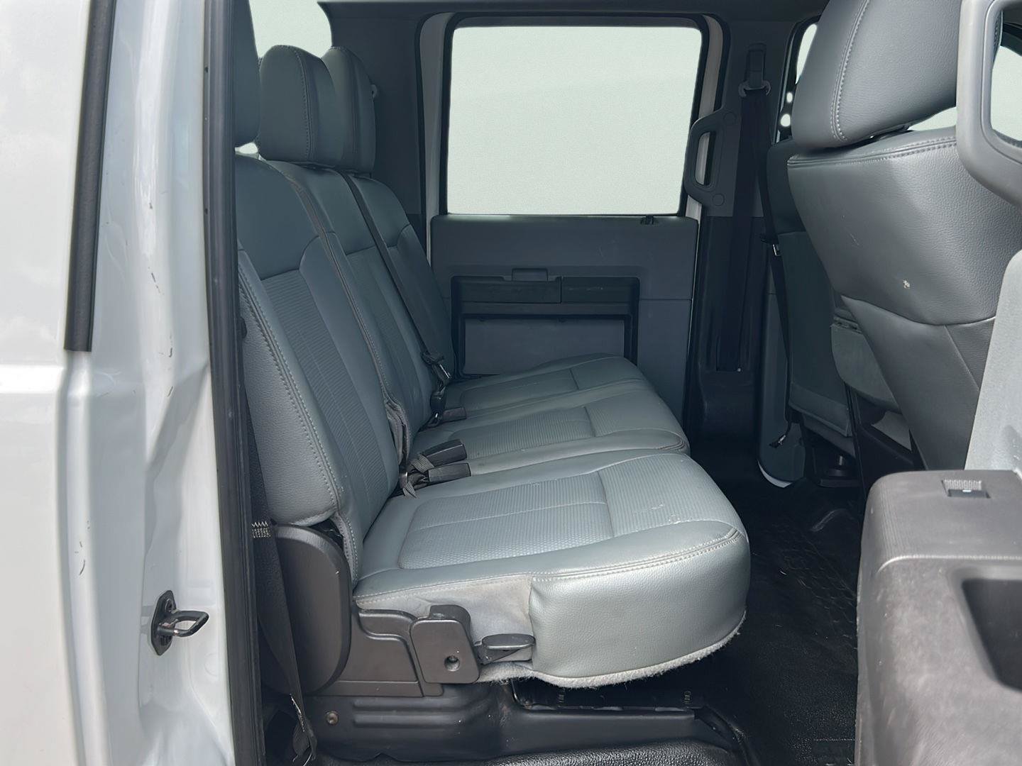 Used 2015 Ford F250 XL w/ Power Equipment Group AWD/4WD image 19
