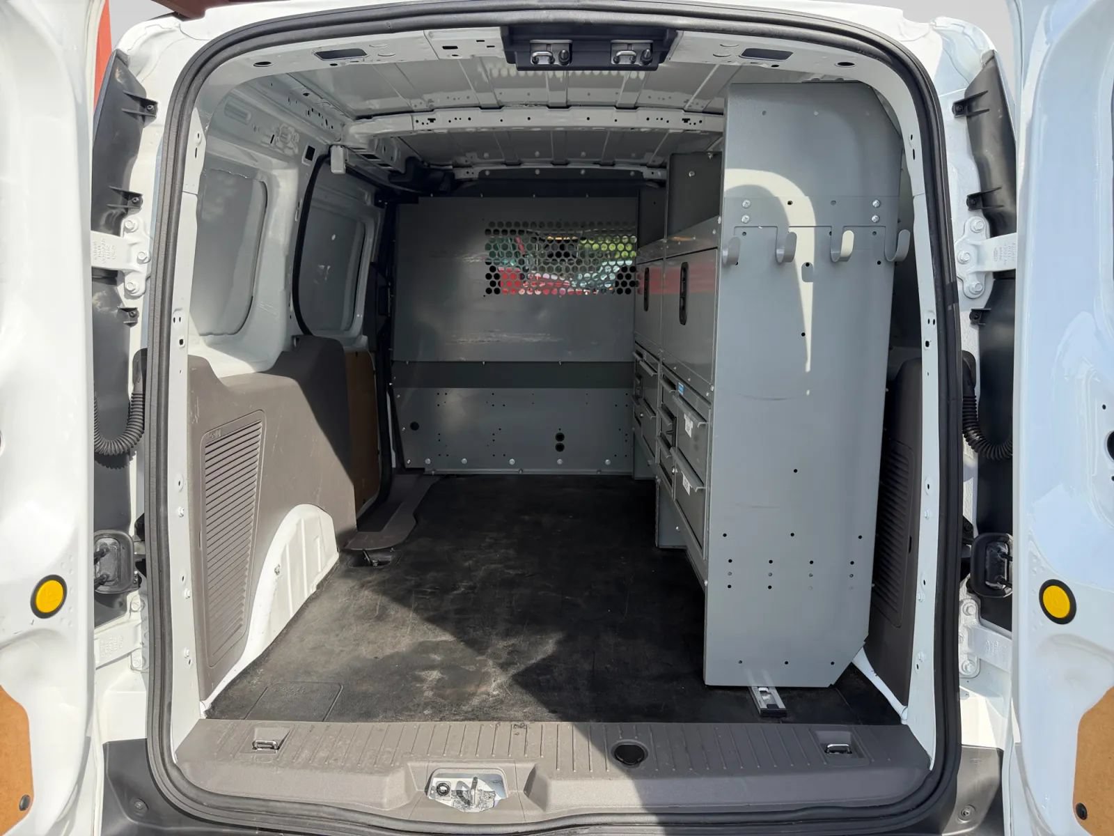 Used 2020 Ford Transit Connect XLT FWD image 26