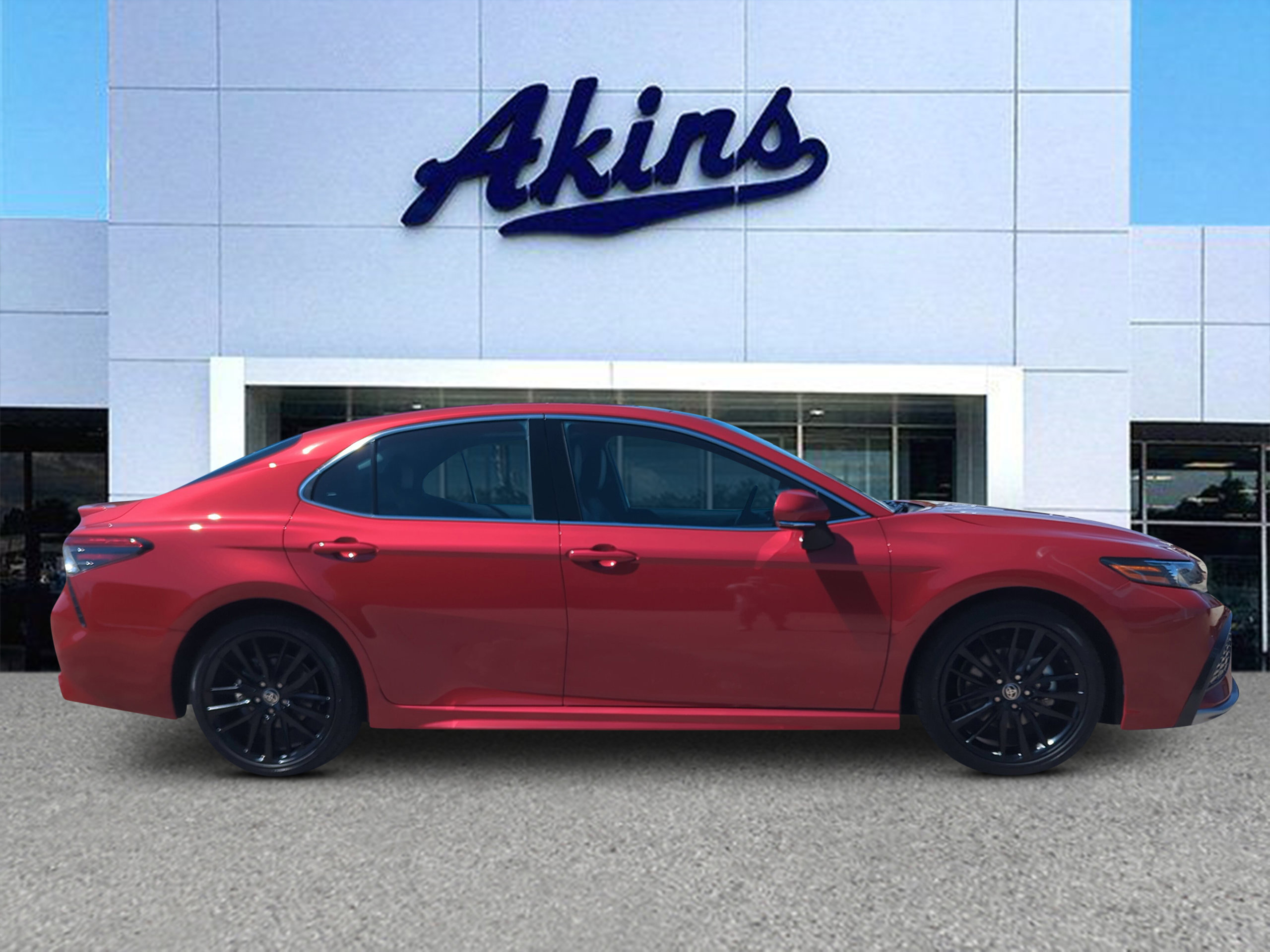 Used 2022 Toyota Camry XSE FWD video 1
