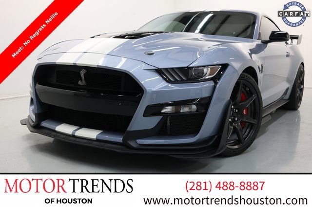 Used 2022 Ford Mustang Shelby GT500 w/ Carbon Fiber Track Pack image 1