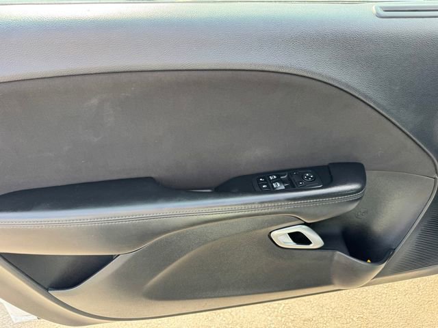 Used 2018 Dodge Challenger SXT w/ Blacktop Package image 11