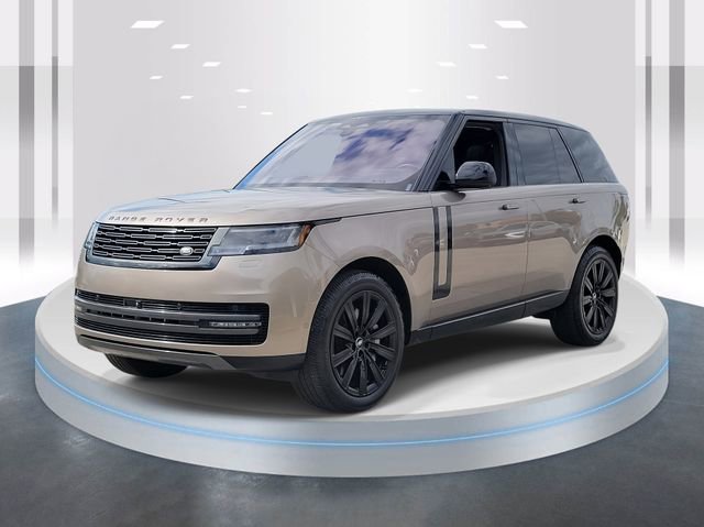 Used 2023 Land Rover Range Rover SE image 3