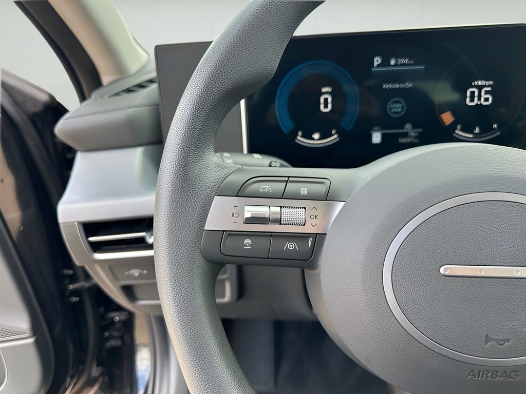 Used 2025 Hyundai Sonata SE image 15