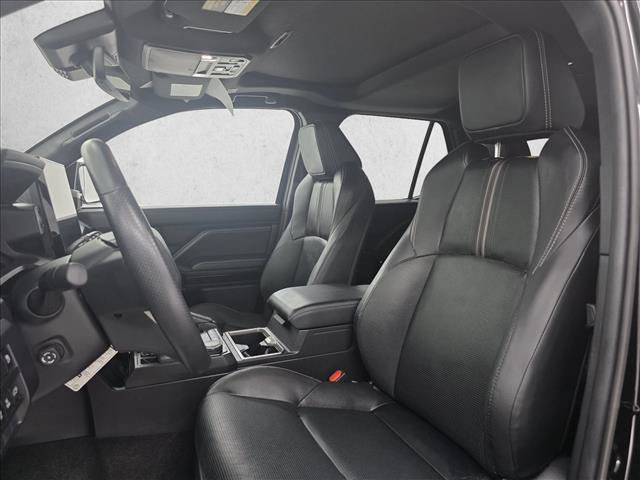 Used 2025 Toyota 4Runner Limited RWD image 9