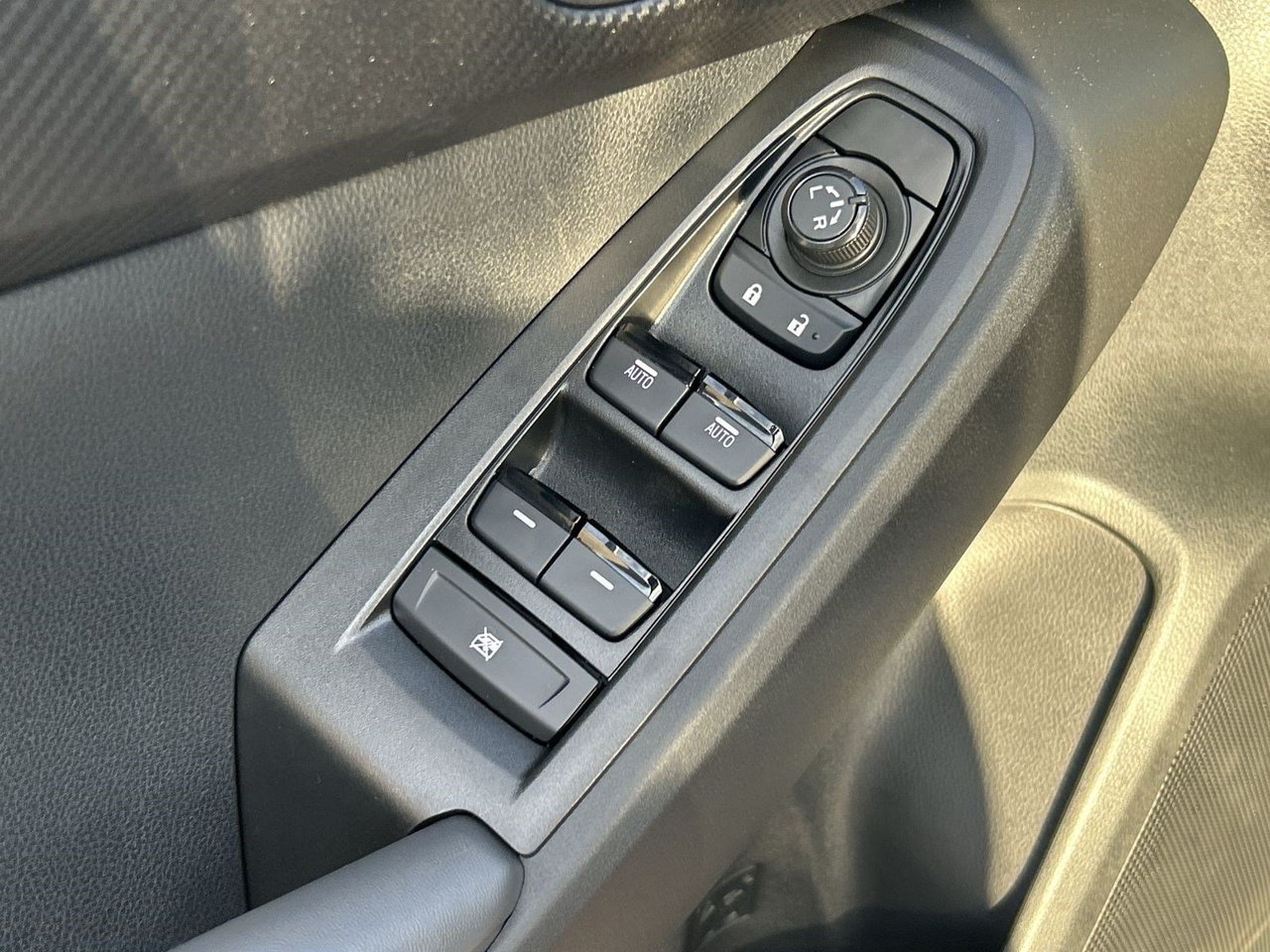 New 2026 Subaru Crosstrek 2.5i AWD/4WD image 17