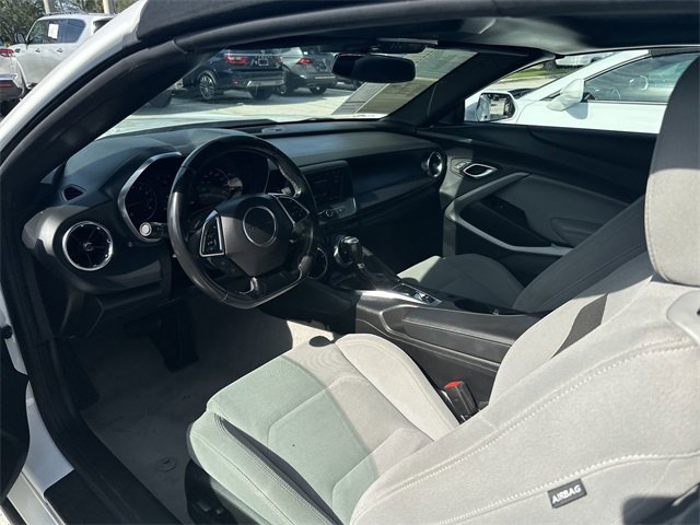 Used 2023 Chevrolet Camaro LT image 27