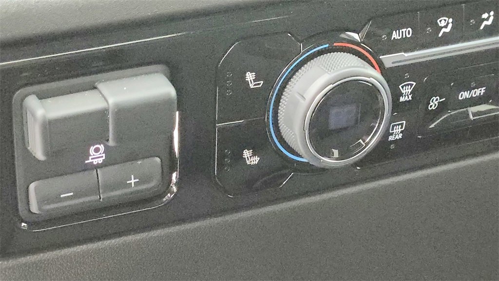 Certified 2025 Chevrolet Silverado 1500 LT image 22