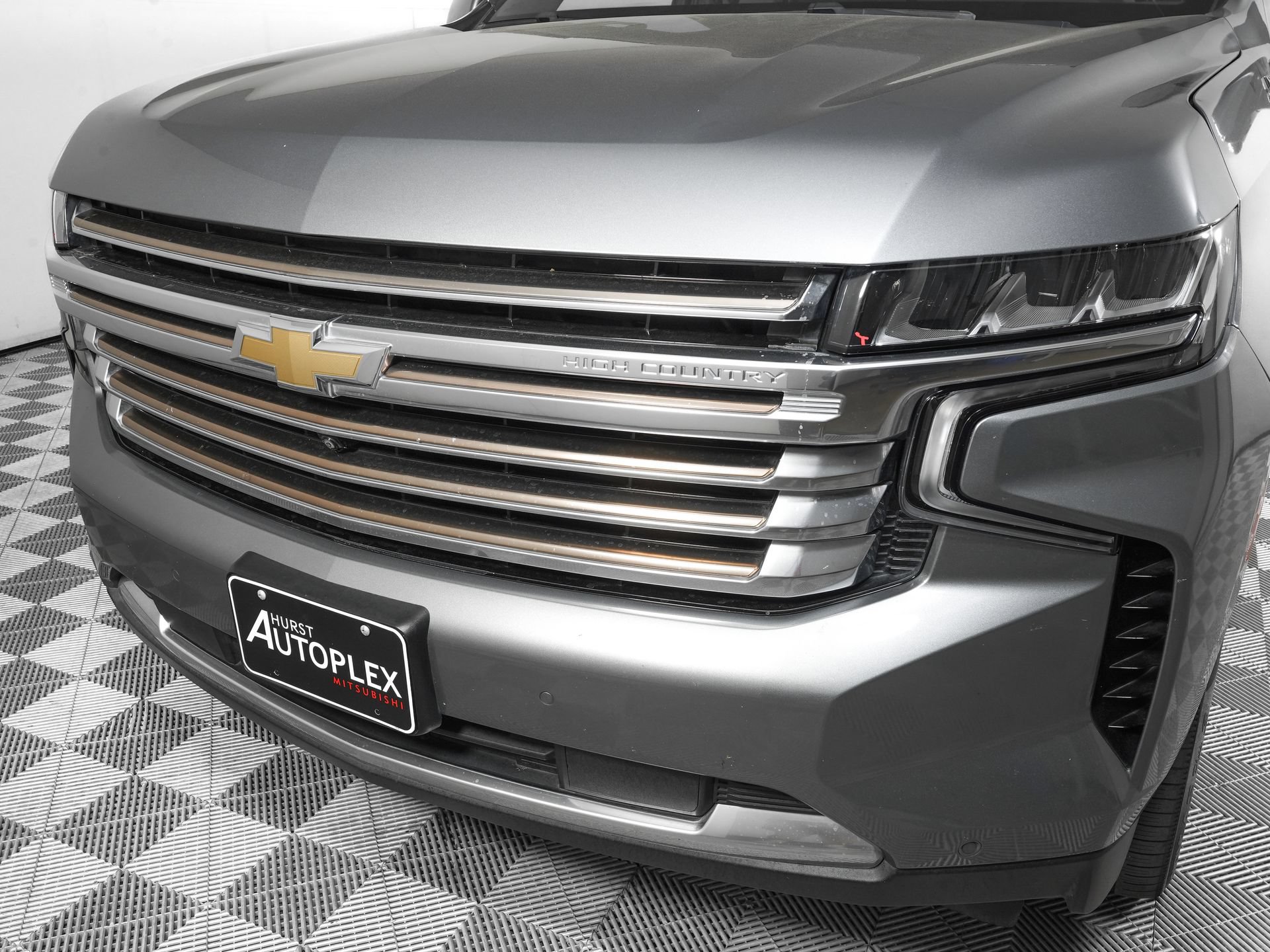 Used 2021 Chevrolet Suburban High Country AWD/4WD image 31