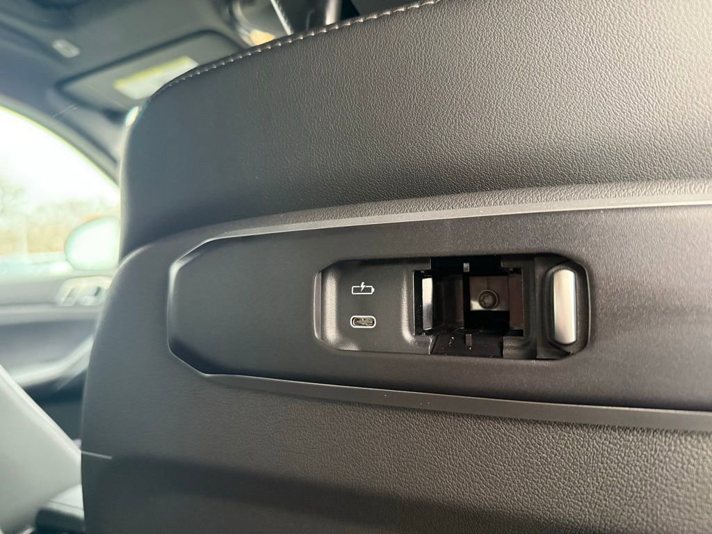 New 2026 BMW X6 xDrive40i image 39