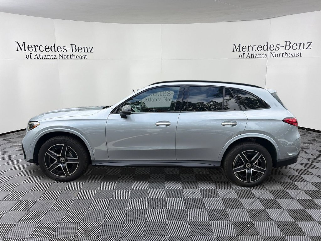 Used 2026 Mercedes-Benz GLC 300 4MATIC image 4