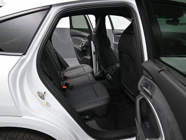 New 2026 Audi SQ5 Prestige image 13