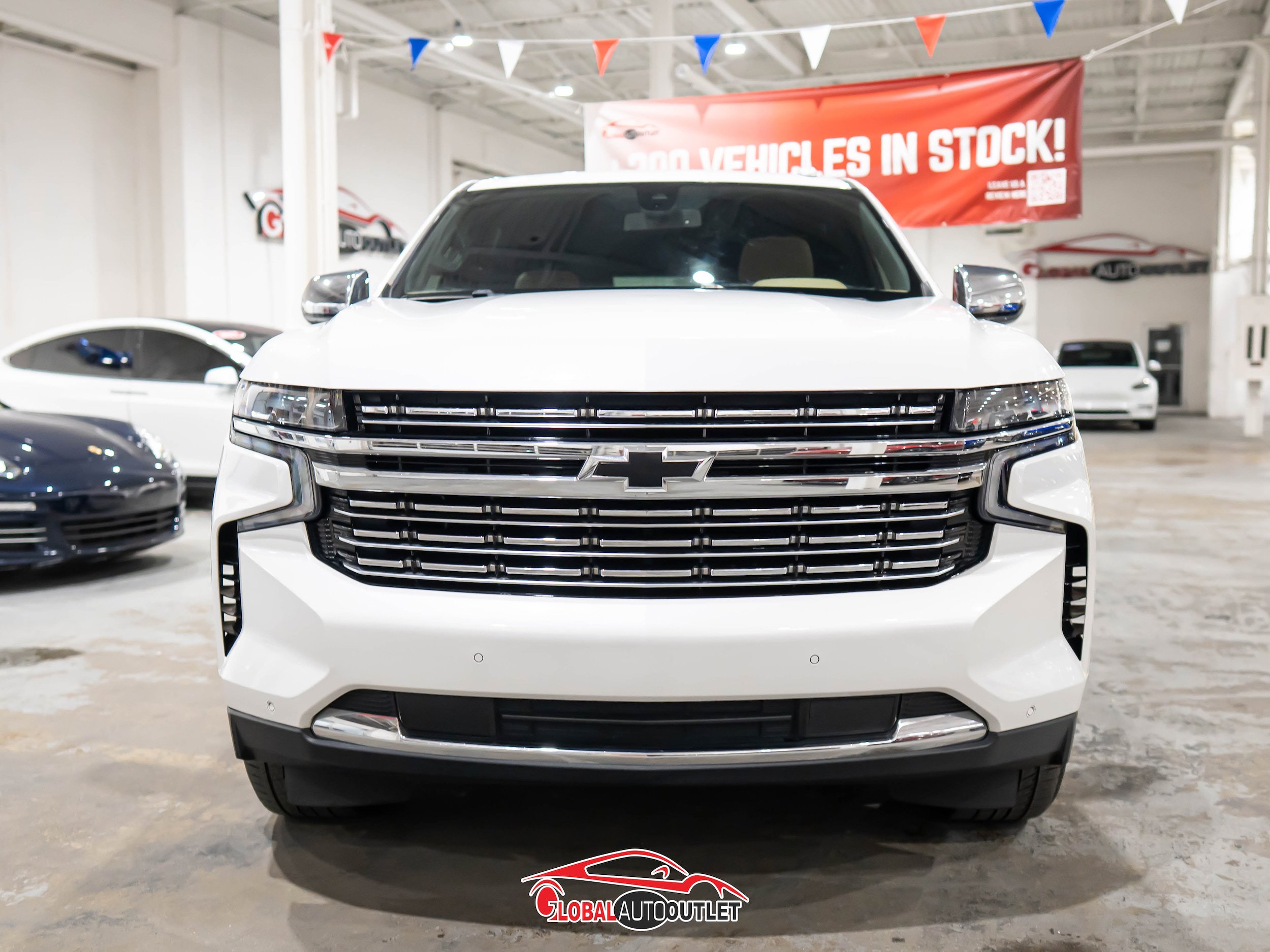Used 2021 Chevrolet Suburban Premier RWD image 2