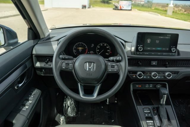 Used 2025 Honda CR-V EX image 15