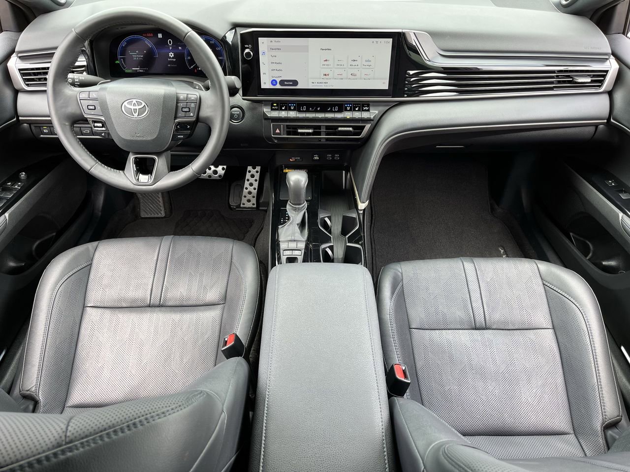 Used 2025 Toyota Camry XSE w/ Premium Package FWD image 9
