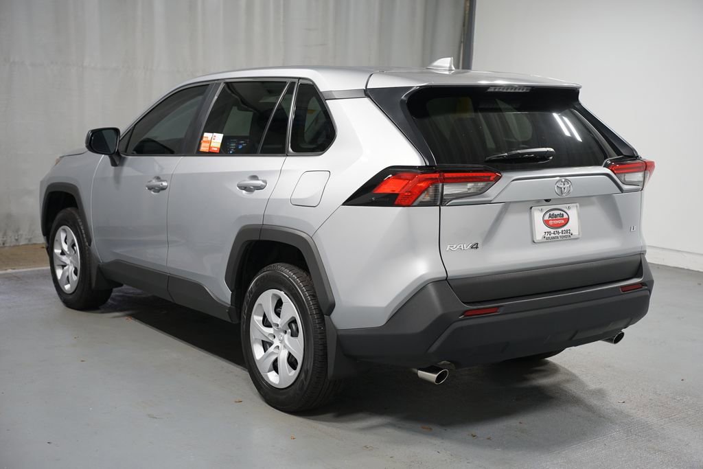 Used 2024 Toyota RAV4 LE image 6