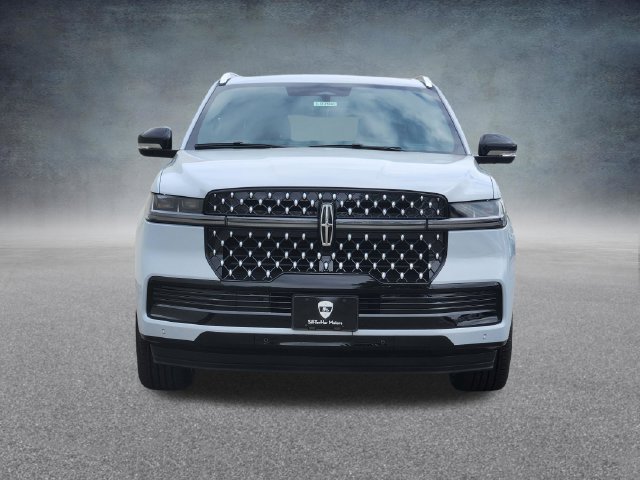 New 2026 Lincoln Navigator Black Label AWD/4WD image 2