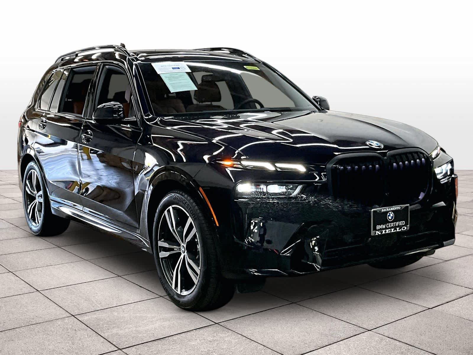 Used 2024 BMW X7 xDrive40i w/ M Sport Package AWD/4WD image 2