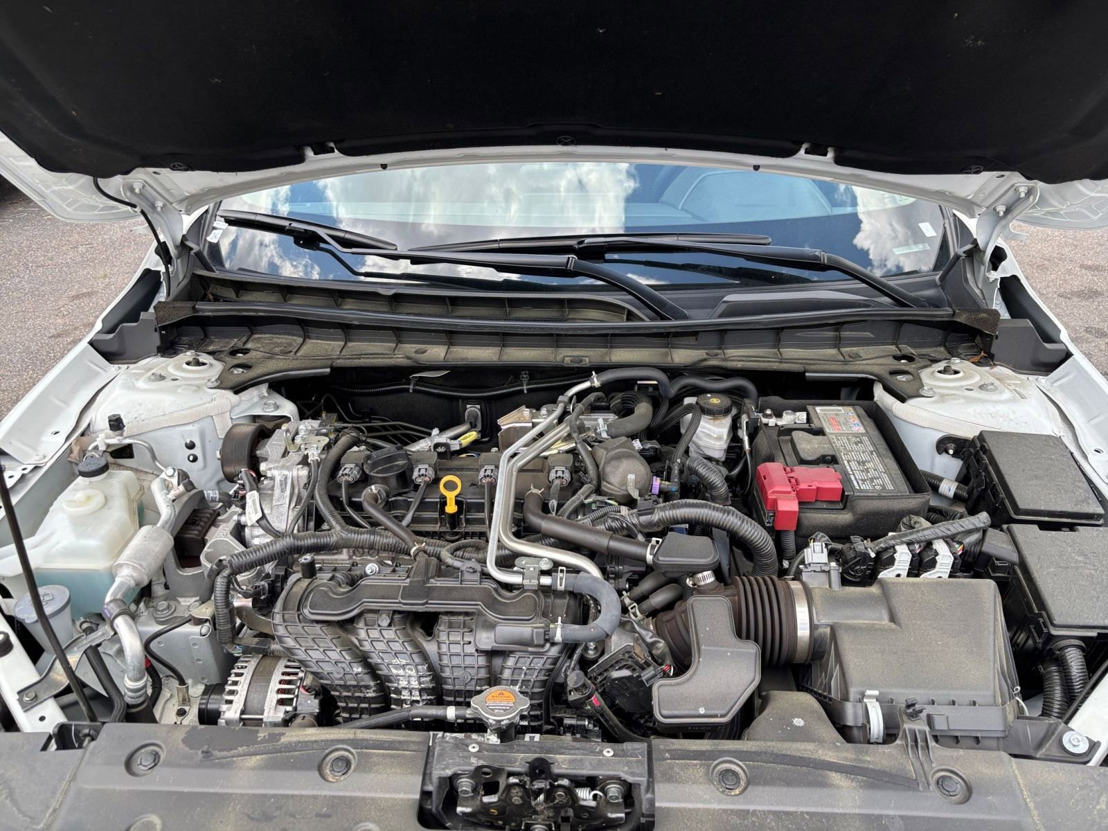Used 2025 Nissan Altima 2.5 SV FWD image 33