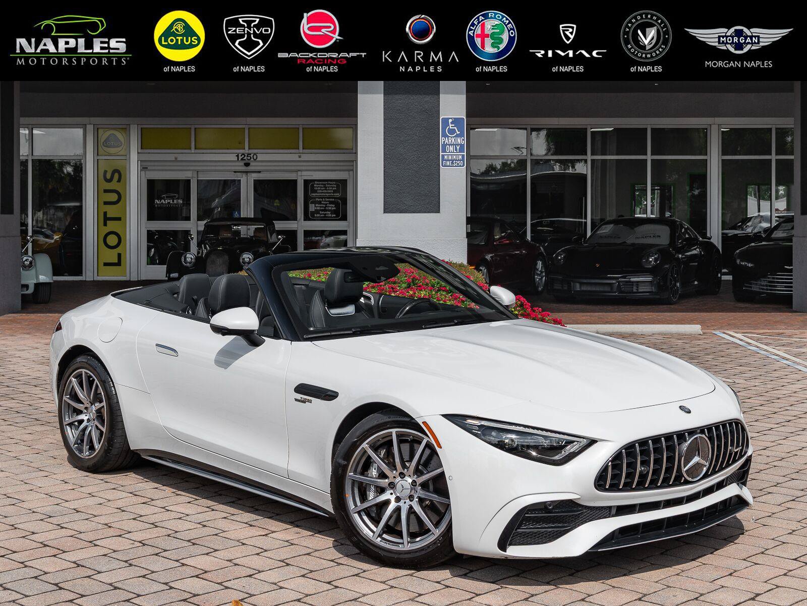Used 2023 Mercedes-Benz SL 43 AMG image 1