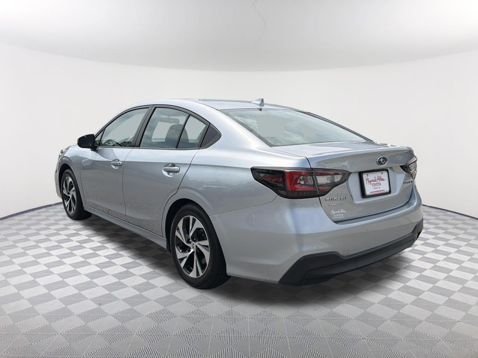Used 2024 Subaru Legacy Premium AWD/4WD image 14