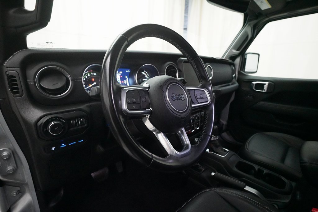 Used 2022 Jeep Wrangler Unlimited Sahara image 8