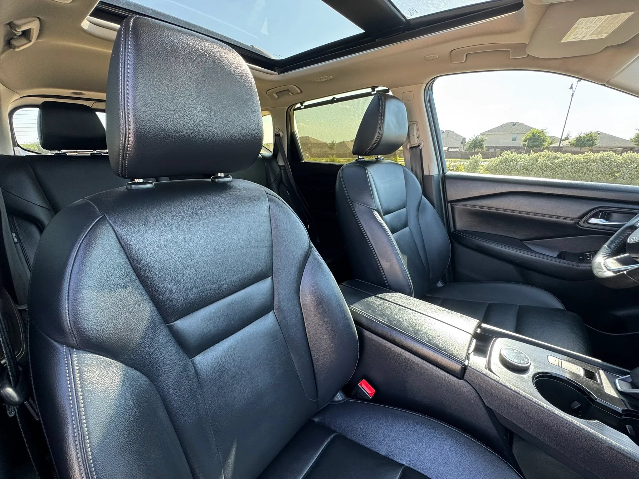 Used 2024 Nissan Rogue SL w/ SL Premium Package AWD/4WD image 35