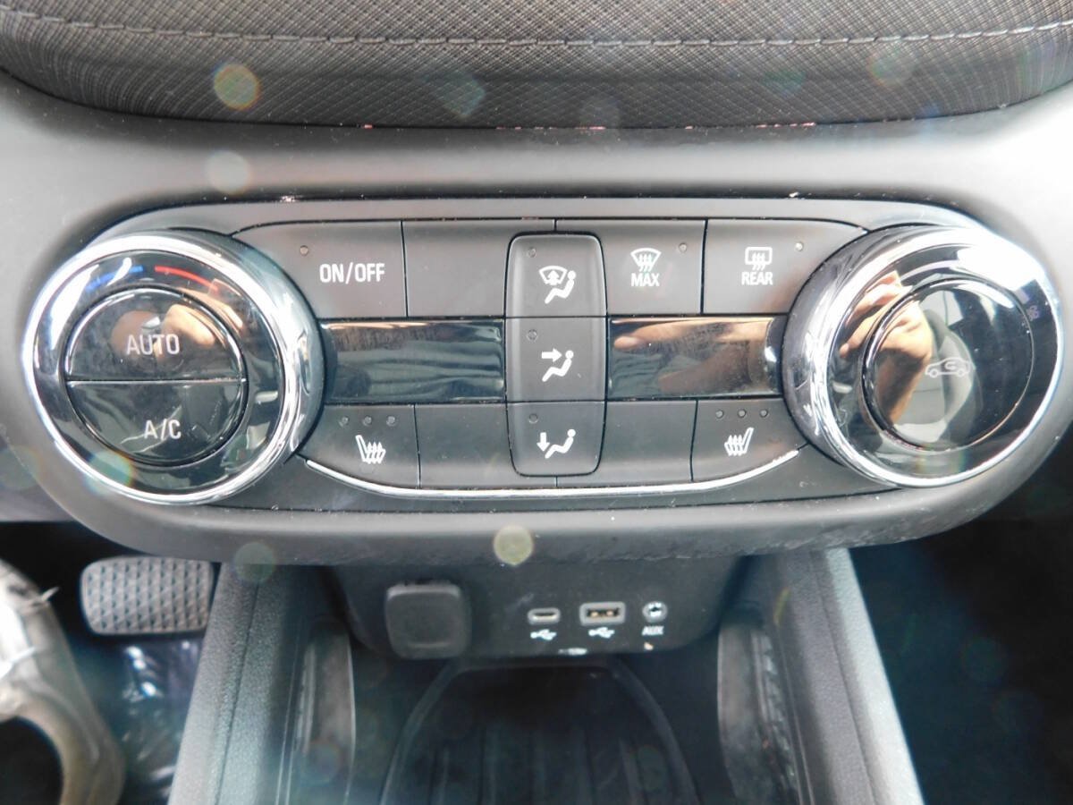 Used 2023 Chevrolet TrailBlazer LT w/ Convenience Package FWD image 15