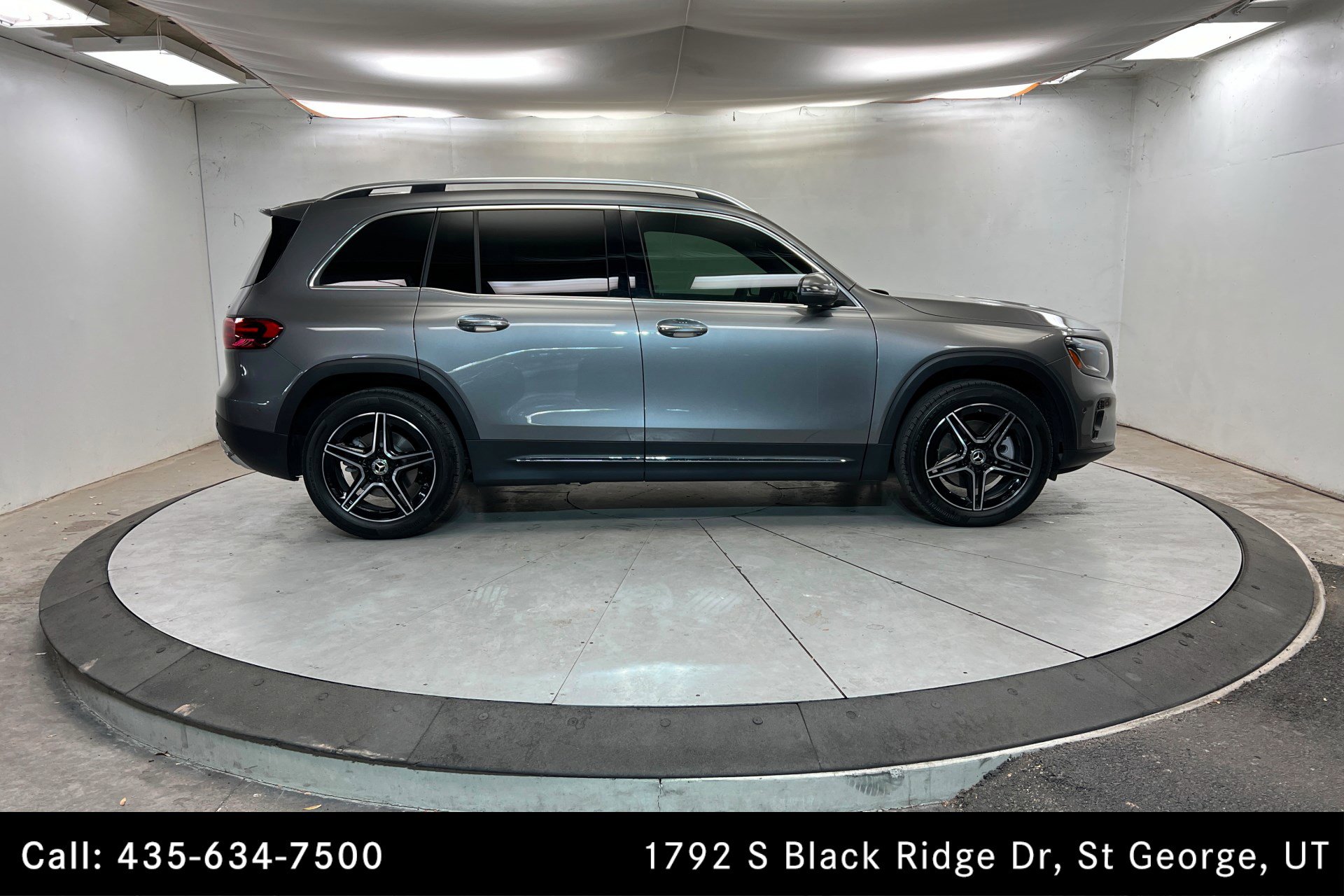 Certified 2026 Mercedes-Benz GLB 250 4MATIC image 6