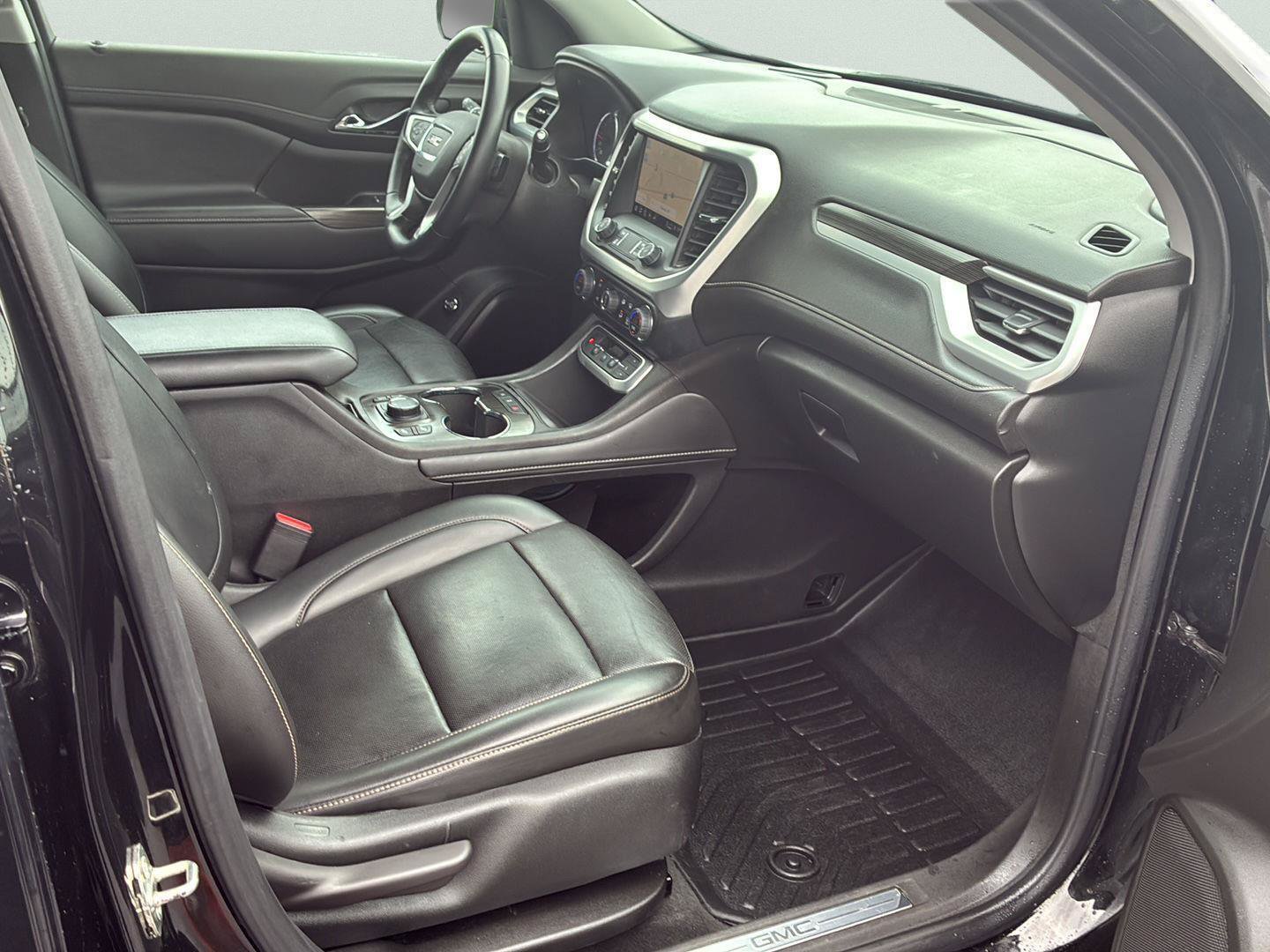 Used 2023 GMC Acadia SLT AWD/4WD image 5