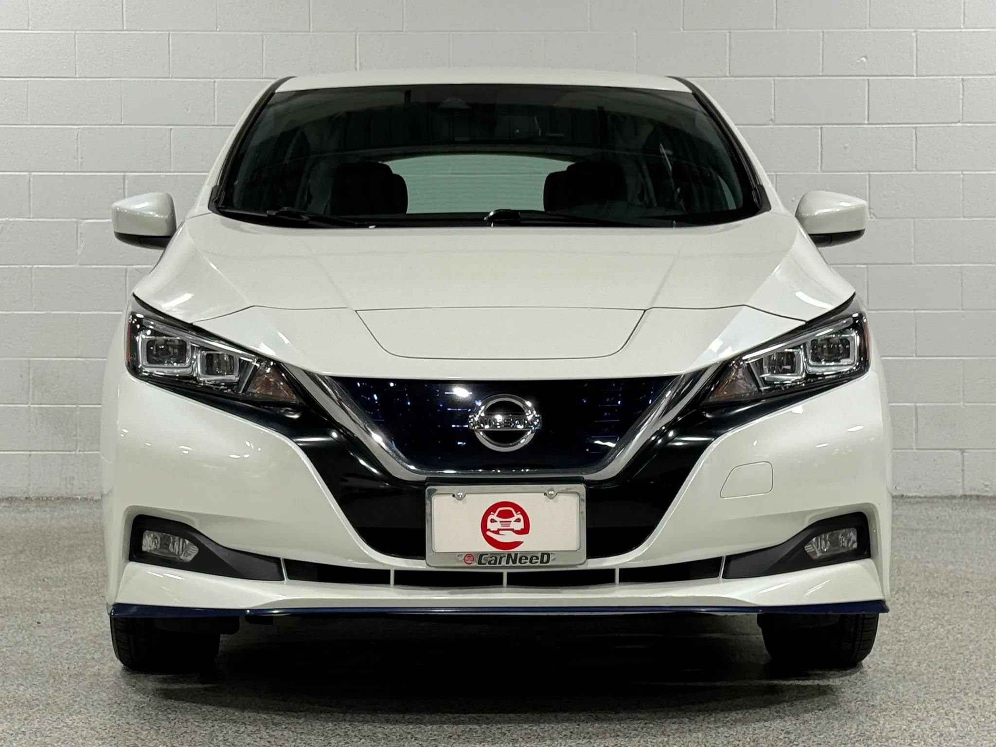 Used 2019 Nissan Leaf SV Plus w/ SV Plus Technology Package FWD image 3