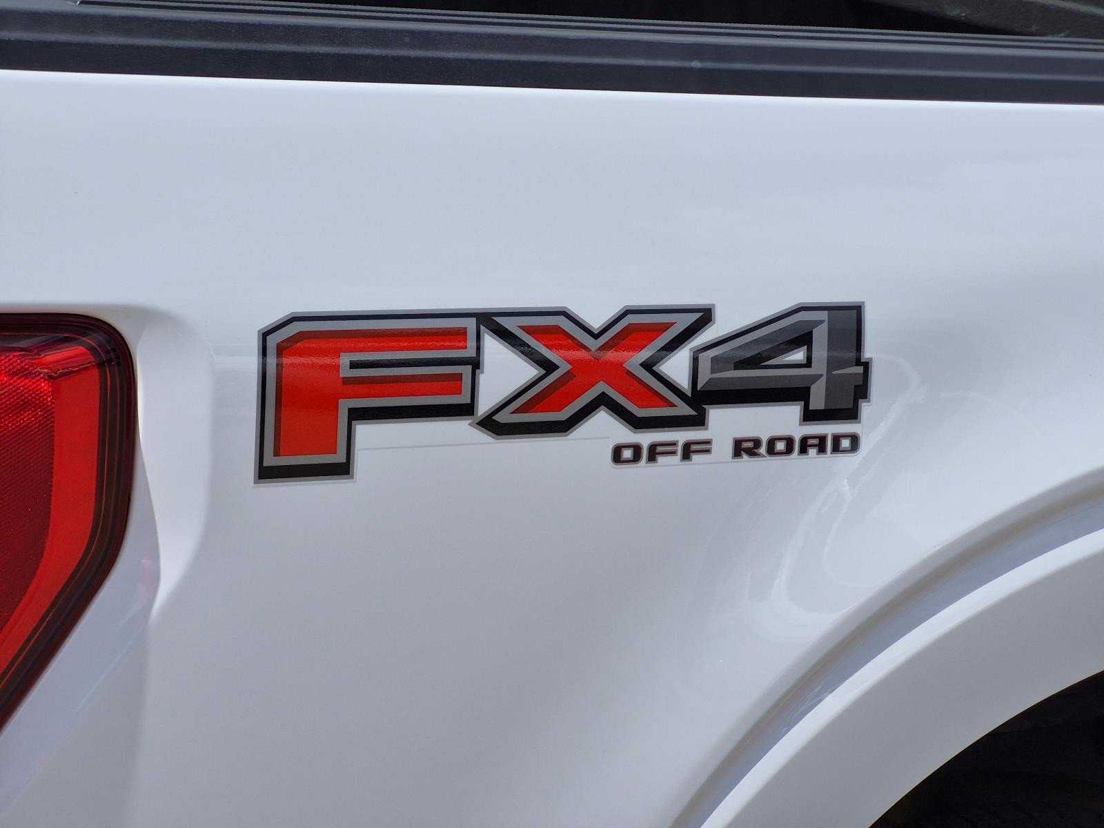 Used 2022 Ford F150 XL w/ STX Appearance Package AWD/4WD image 8