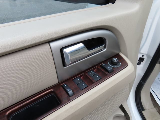 Used 2010 Ford Expedition Limited AWD/4WD image 17