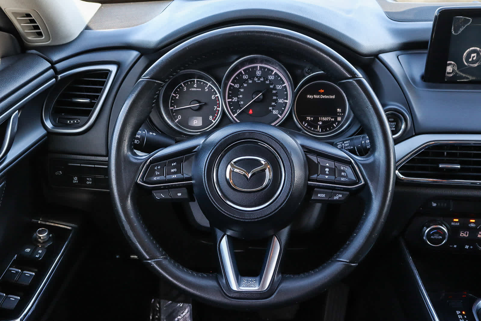 Used 2018 MAZDA CX-9 Touring image 17