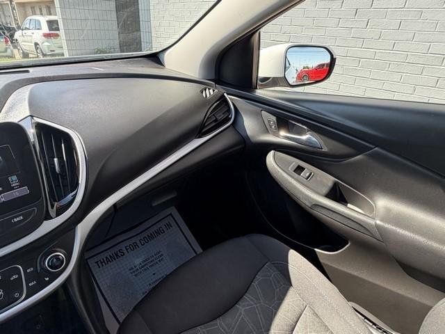 Used 2018 Chevrolet Volt LT w/ Comfort Package FWD image 19