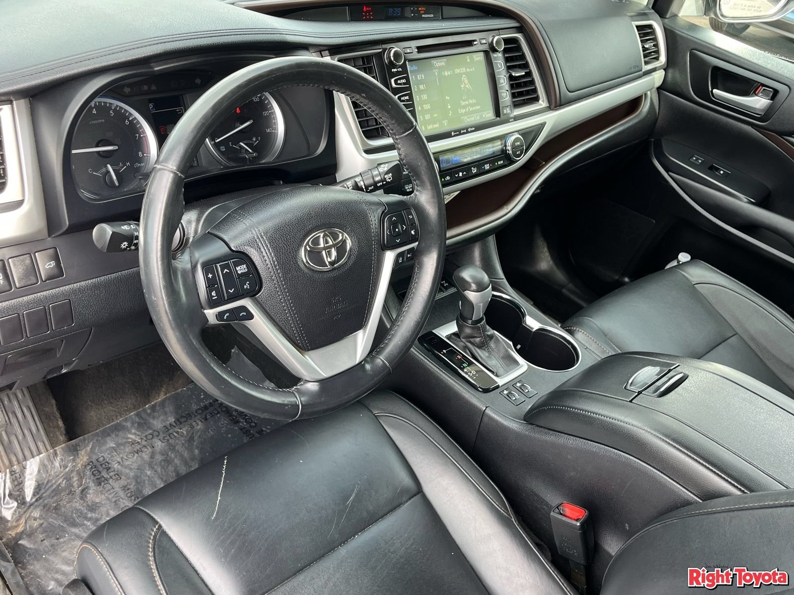 Certified 2017 Toyota Highlander XLE w/ Protection Package #3 AWD/4WD image 20