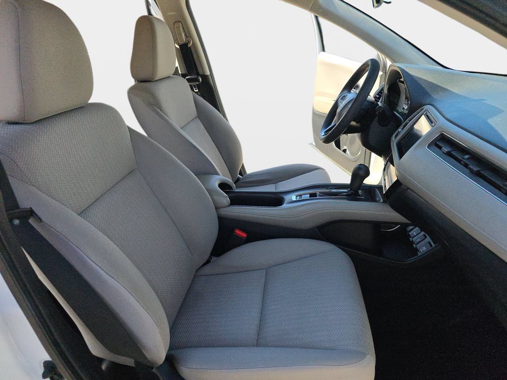 Used 2017 Honda HR-V EX image 12