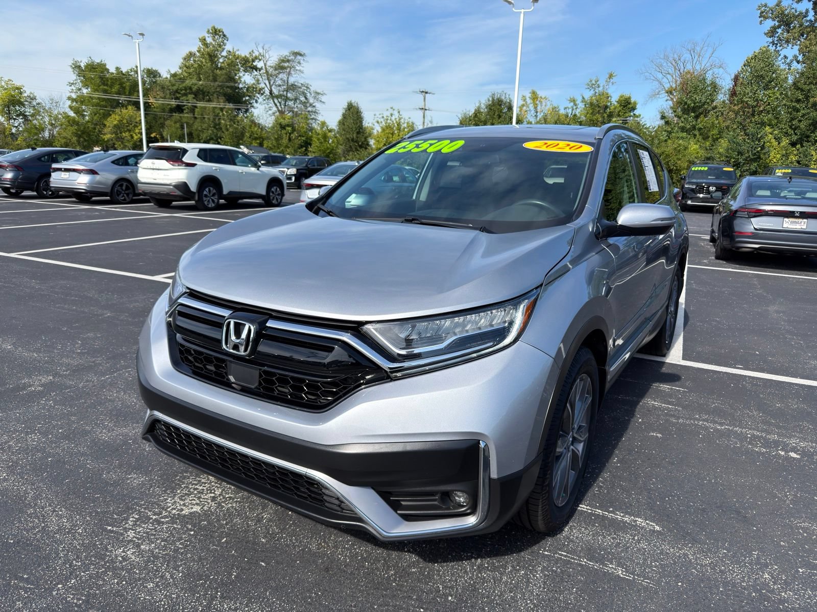 Used 2020 Honda CR-V Touring image 2