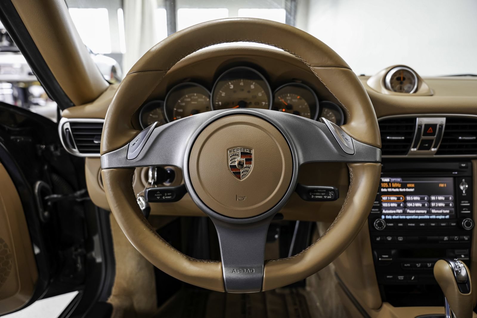 Used 2010 Porsche 911 Carrera S RWD image 10