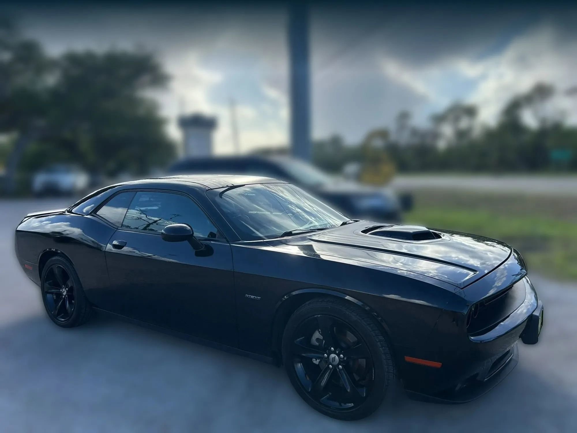 Used 2018 Dodge Challenger R/T Plus RWD image 6