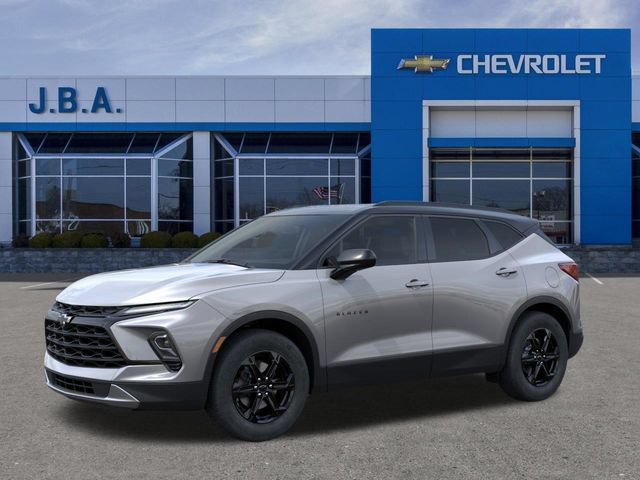 New 2026 Chevrolet Blazer LT w/ Convenience Package AWD/4WD image 2