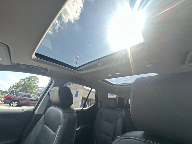 Used 2020 Chevrolet Traverse RS w/ LPO, Floor Liner Package AWD/4WD image 18