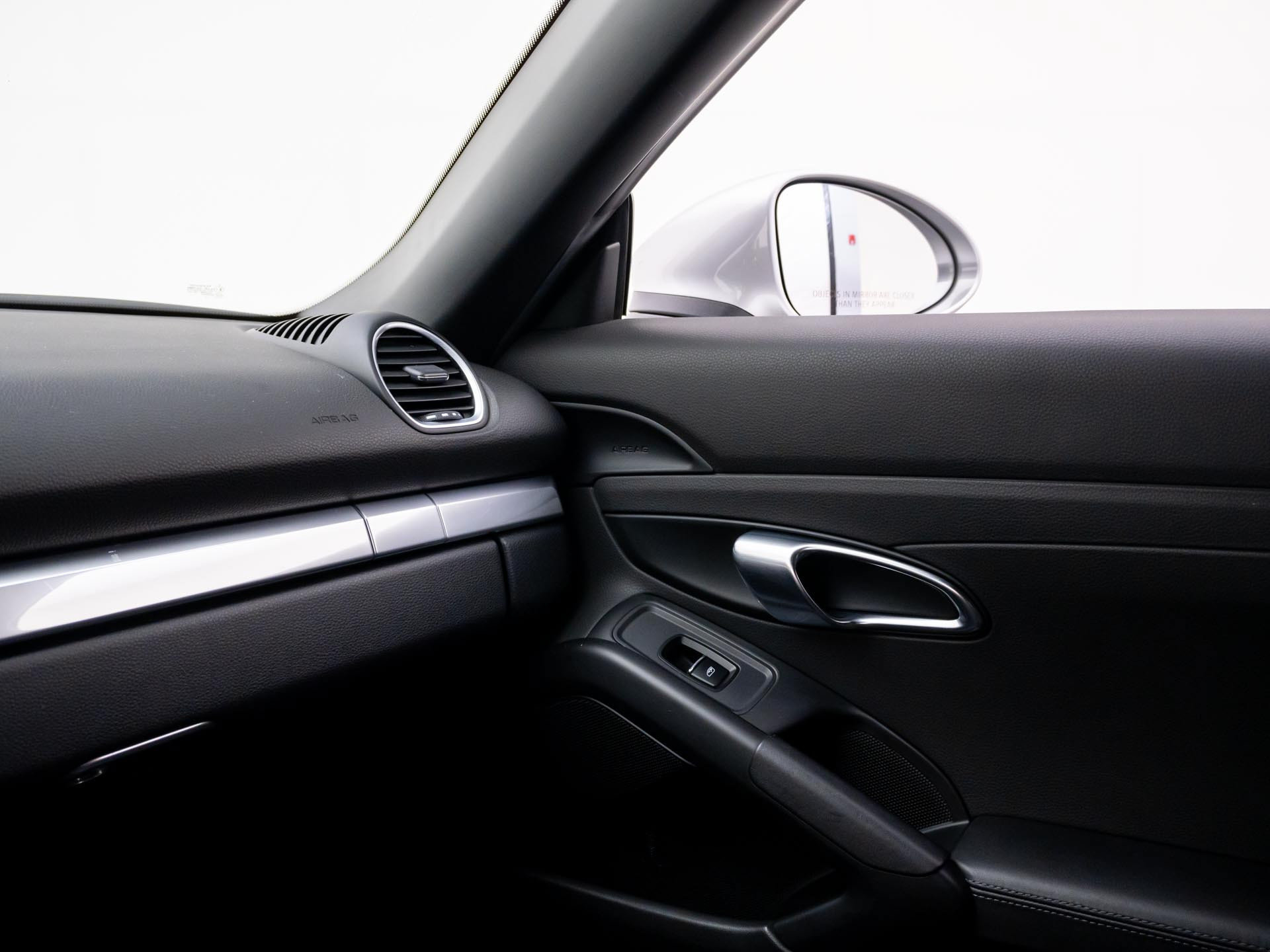 Used 2017 Porsche 718 Boxster S RWD image 27
