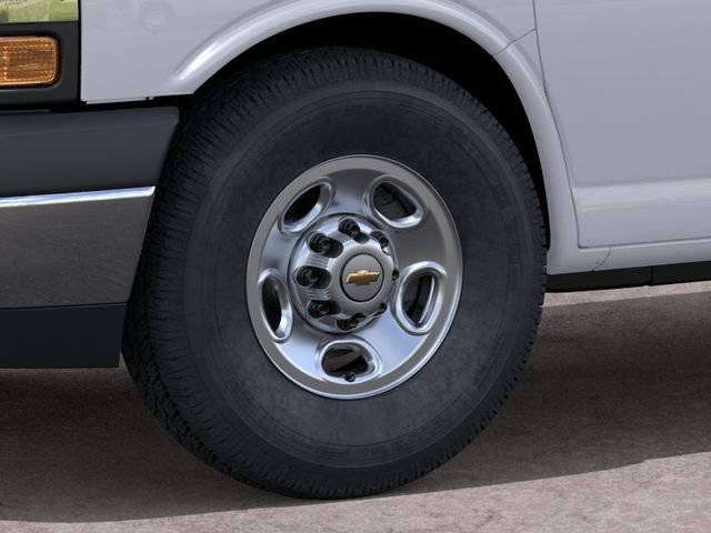 New 2026 Chevrolet Express 2500 w/ Driver Convenience Package RWD image 9