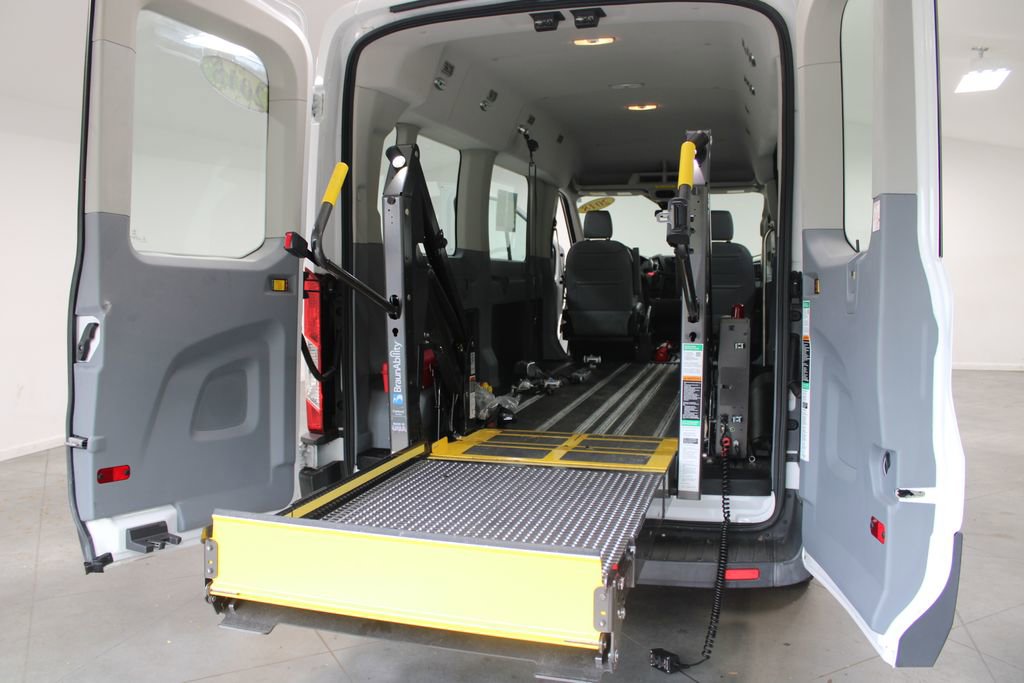 Used 2018 Ford Transit 350 XL image 21