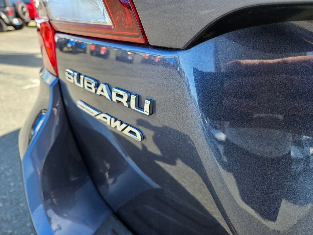 Used 2017 Subaru Outback 2.5i Limited w/ Popular Package #5 AWD/4WD image 9
