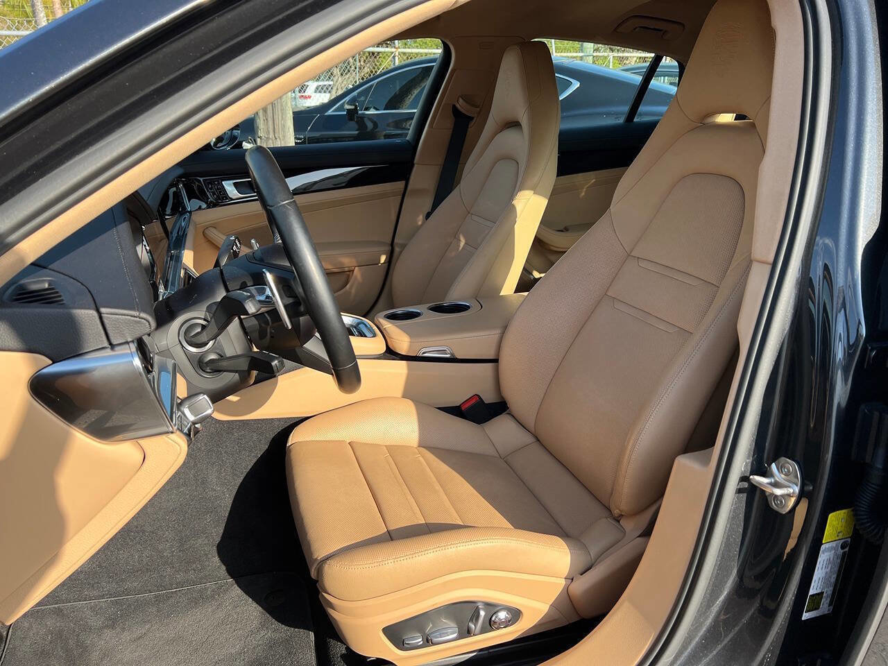Used 2021 Porsche Panamera Base 4dr Sedan RWD image 21