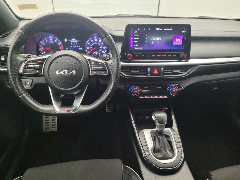 Used 2023 Kia Forte GT-Line w/ GT-Line Premium Package image 22