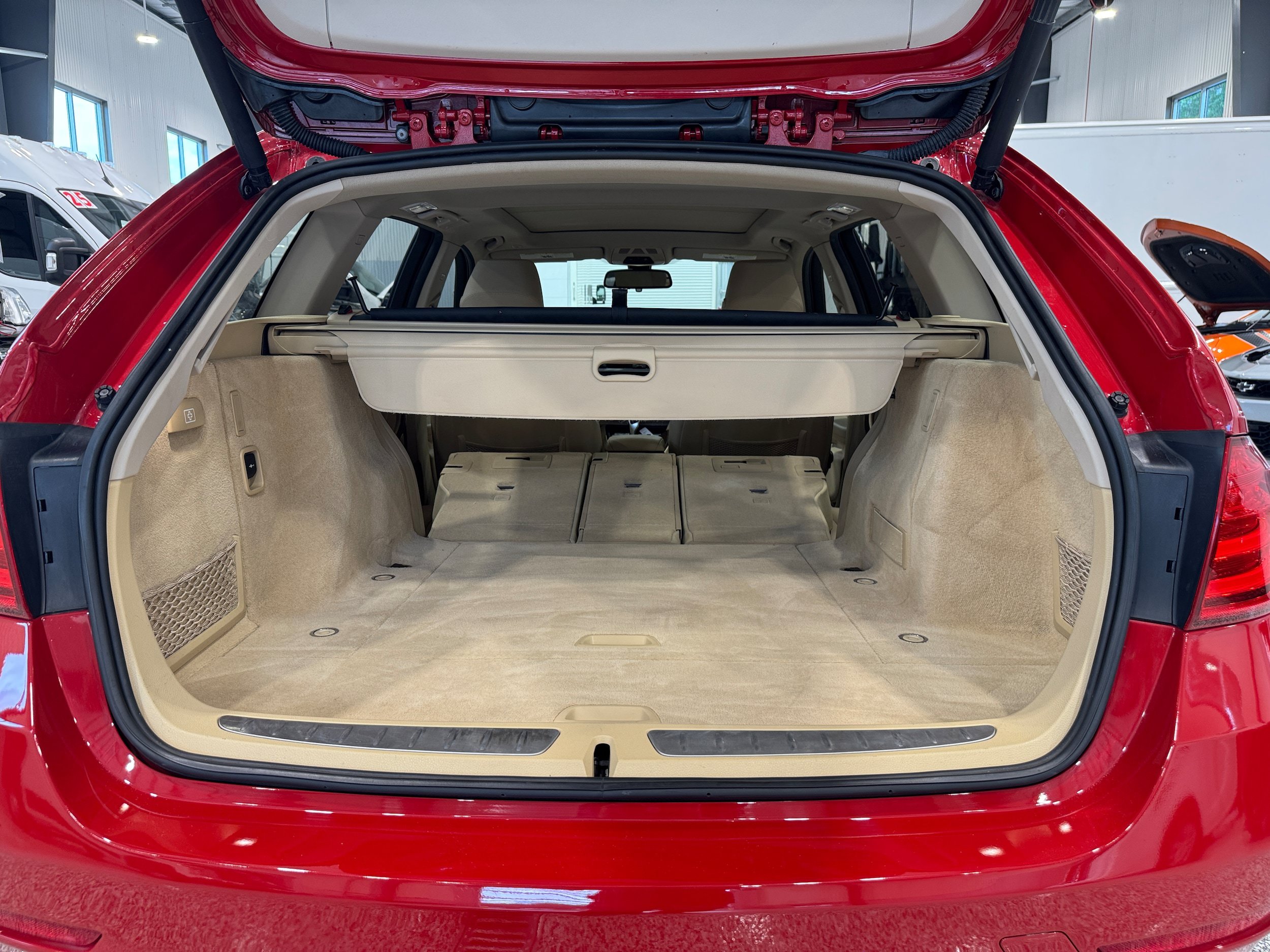 Used 2015 BMW 328i xDrive Wagon AWD/4WD image 10