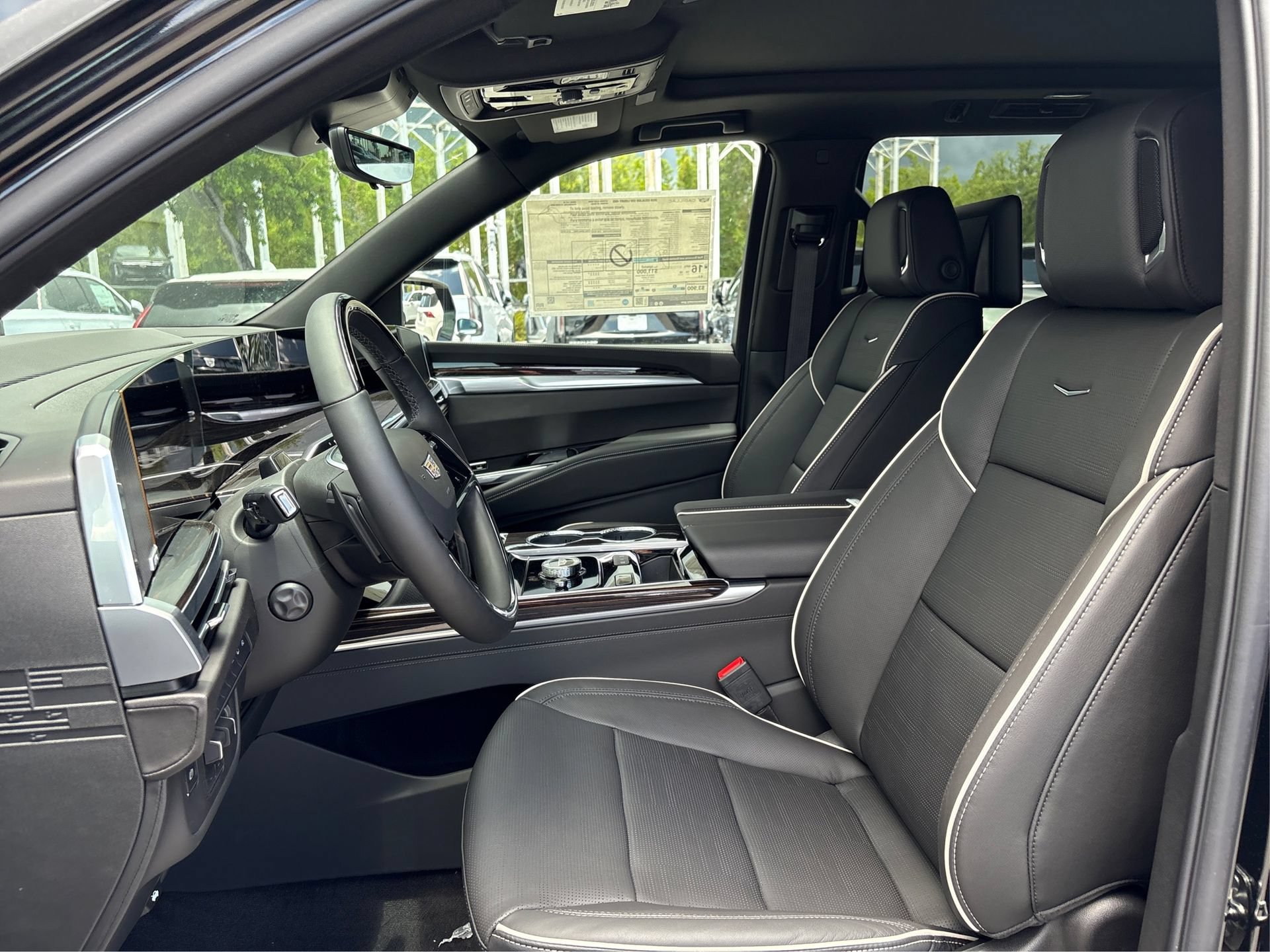 New 2026 Cadillac Escalade ESV Luxury w/ Touring Package AWD/4WD image 9